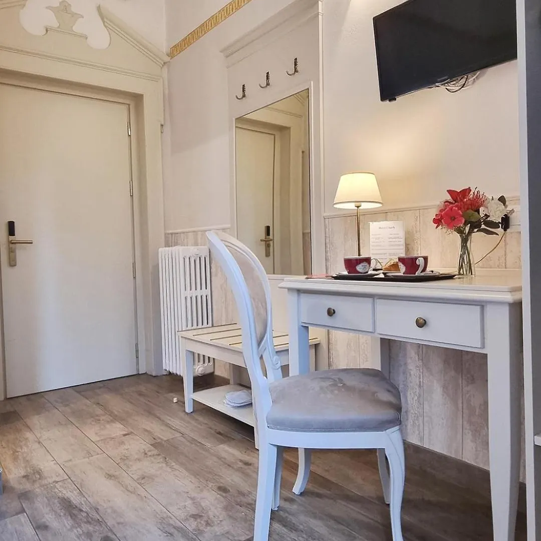 מילאנו Hotel Charly איטליה