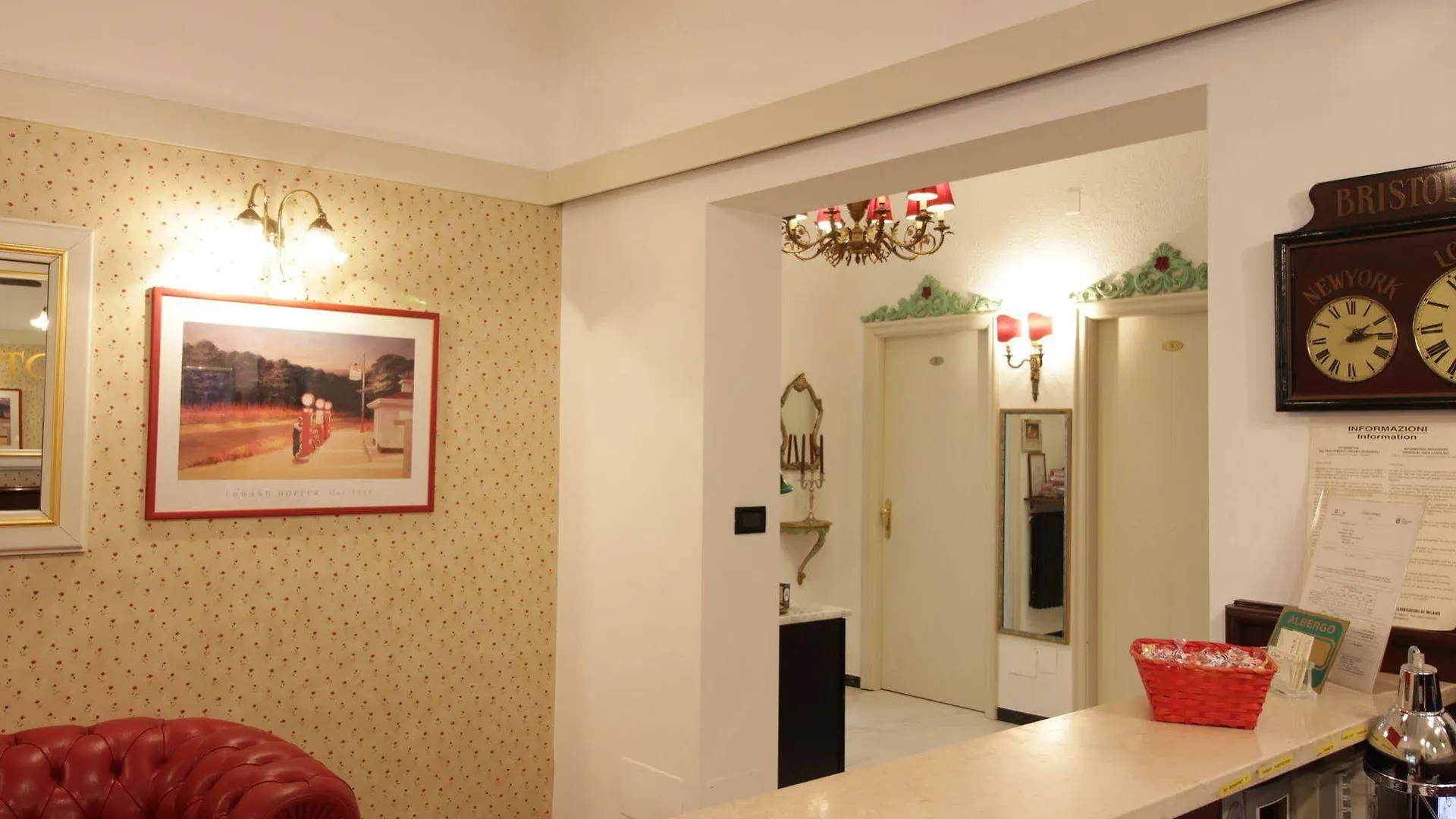 Hotel Charly 3*, Milan